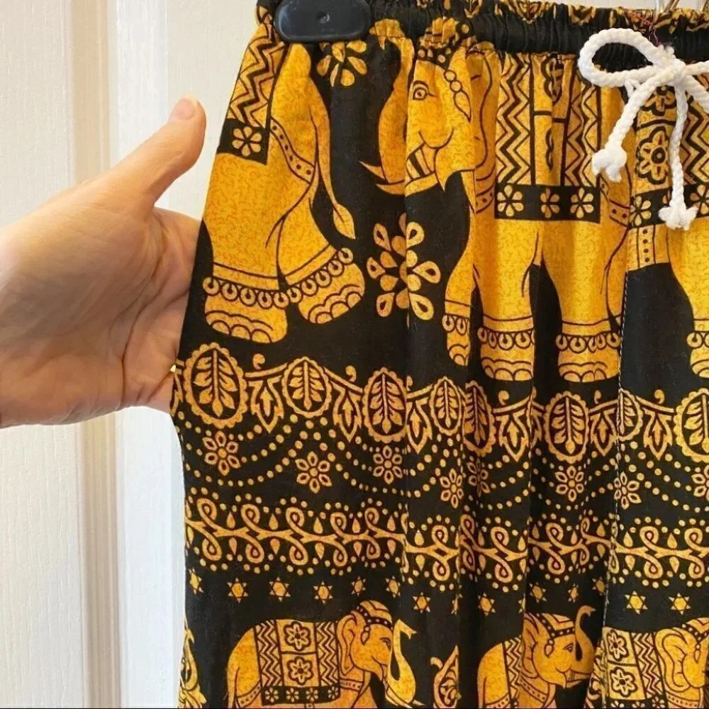 Black Gold Balloon Pants Flowy Draped Harem Joggers Elephant Print Size XS/S - Picture 7 of 15